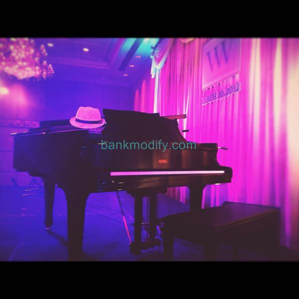 Grand Piano ที่ใช้เล่นในงานนี้