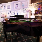 บริเวณที่ตั้ง Grand Piano หน้าห้องจัดเลี้ยง งานแต่งงาน